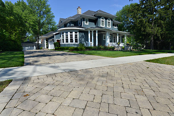 Best Commercial Driveway Pavers  in West Branch, IA